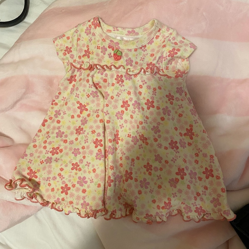 Charming Floral Kids Tee - Pink and White